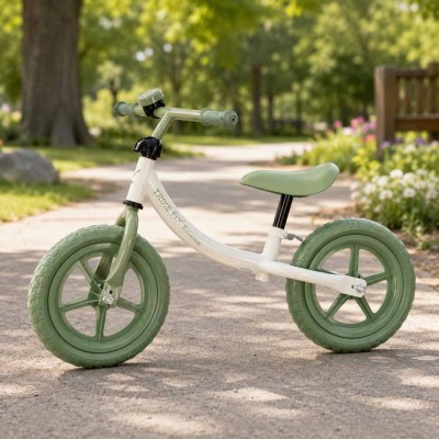 Trike Fix Balance krosinis dviratis su žaliu varpeliu – šaldyti braškių daigai